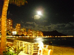 hawaii-moon.jpg